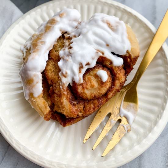Vegan Cinnamon Rolls - Recipe photo by livlabelfree