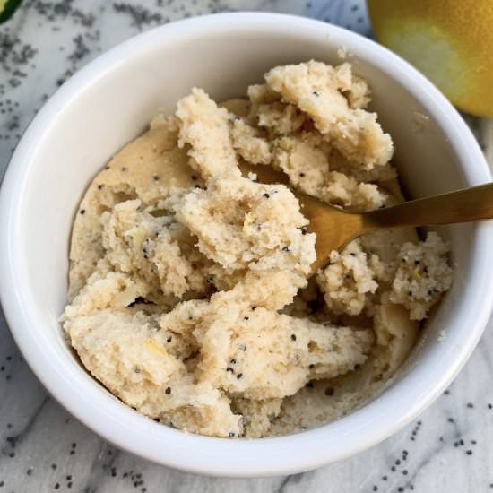 Paleo Lemon Poppyseed Mug Cake - Recipe photo by livlabelfree