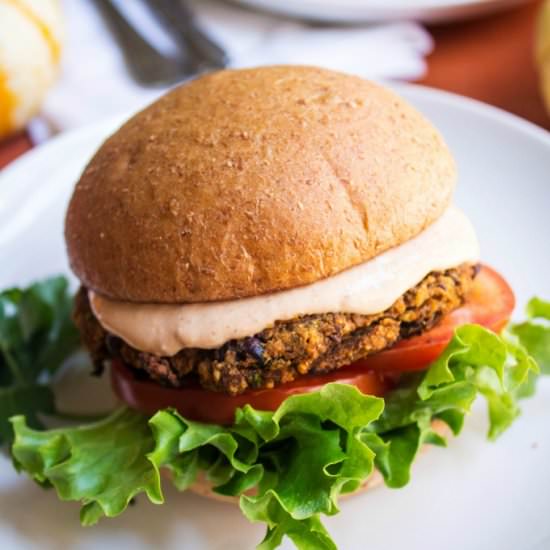 Black Bean Pumpkin Veggie Burgers - Recipe photo by fANNEtastic food
