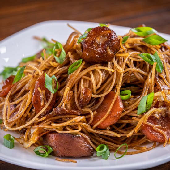 Pancit - Recipe photo by sushiday