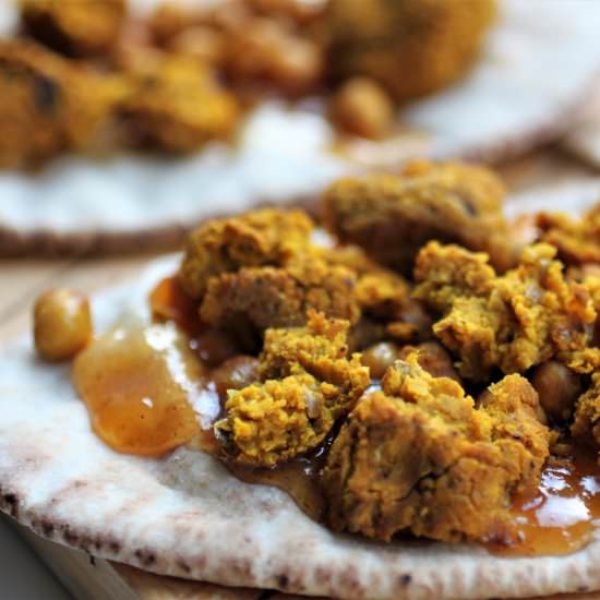 Vegan Naan Bread Pizzas - Recipe photo by GlowSteady