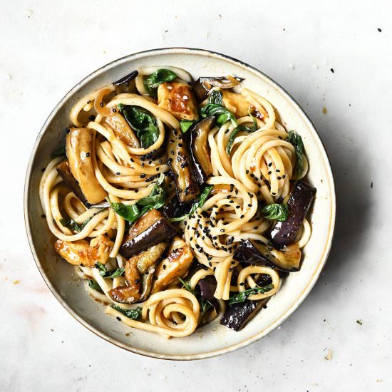 Eggplant and halloumi stir-fry - Recipe photo by servingdumplings