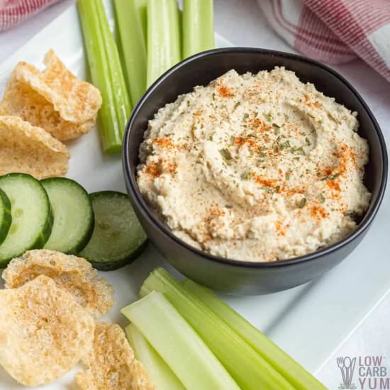 Keto Roasted Cauliflower Hummus - Recipe photo by littlebitrecipes