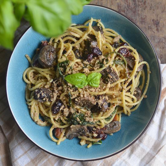 Pasta with arugula and almonds - Recipe photo by Taste me