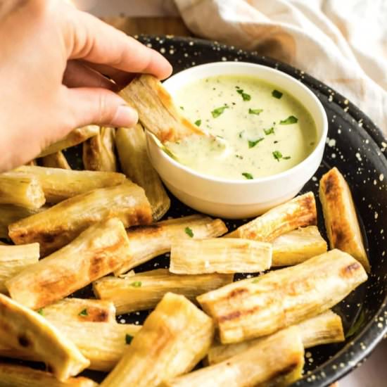 Crispy Baked Yuca Fries (GF, Vegan) - Recipe photo by felicialim