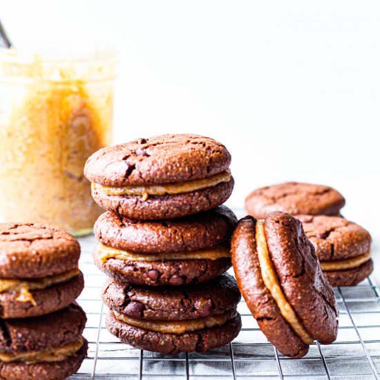 Vegan Chocolate Caramel Cookies - Recipe photo by upbeetkitchen