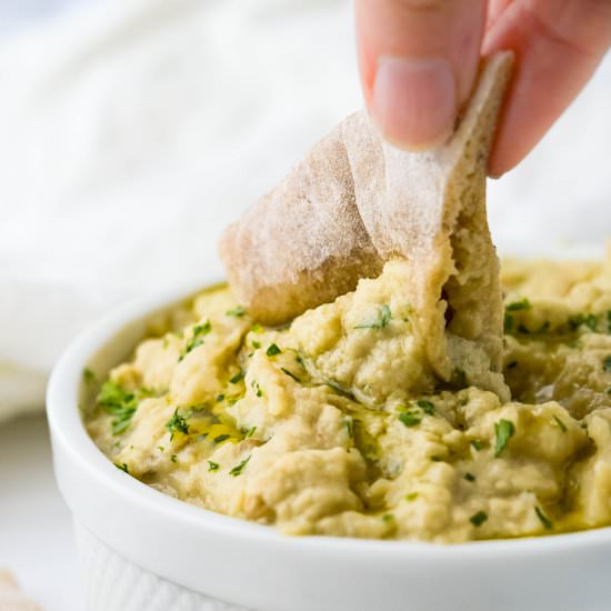 Smoky Eggplant Dip (Baba Ganoush) - Recipe photo by garlic and zest