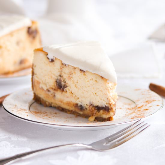 Cinnamon Roll Cheesecake - Recipe photo by A baJillian Recipes