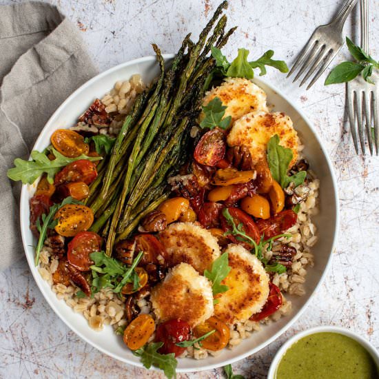 Roasted tomato farro bowl - Recipe photo by cherryonmysundae