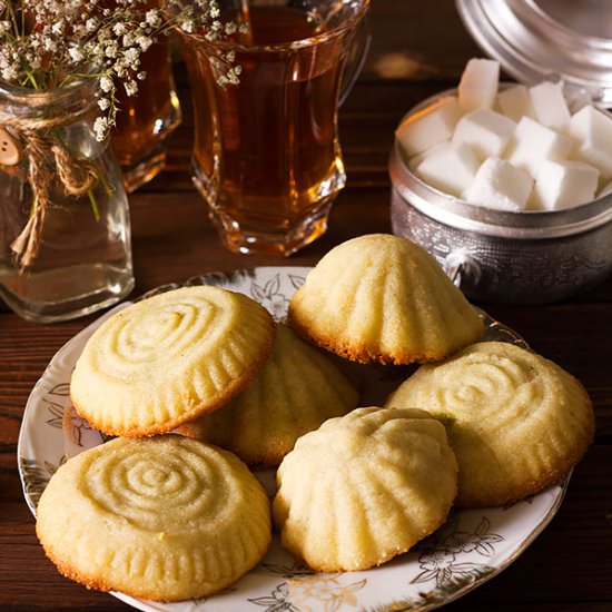 Maamoul Cookies Made with Semolina - Recipe photo by MunatyCooking