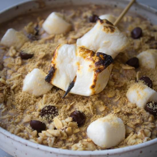 Creamy S'mores Oatmeal - Recipe photo by cashews_and_quinoa