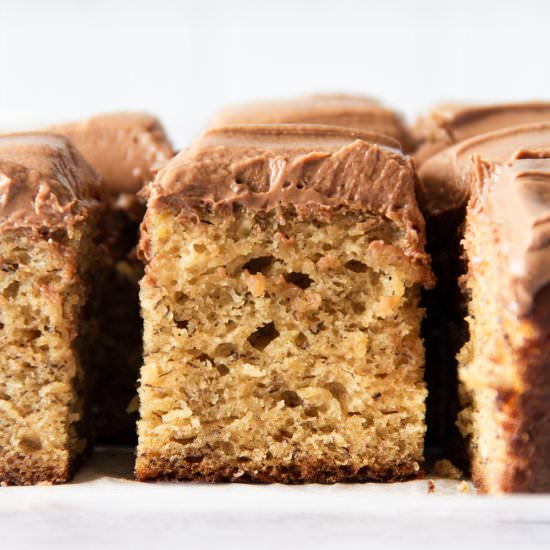 Banana Cake with Nutella Frosting - Recipe photo by mapleetchocolat