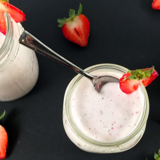 Apple Strawberry Smoothie - Recipe photo by summeryule.com