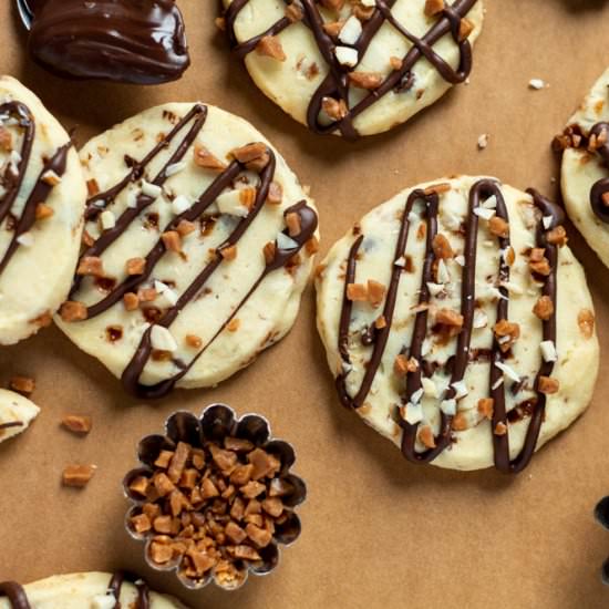 Chocolate Almond Toffee Cookies - Recipe photo by parsleyandicing