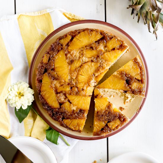 Easy Pineapple Upside Down Cake - Recipe photo by alieromano
