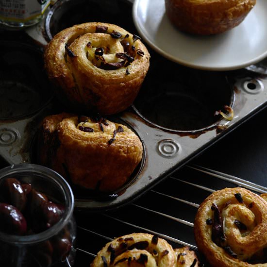 yuzu kosho pissaladière danishes - Recipe photo by tentimestea