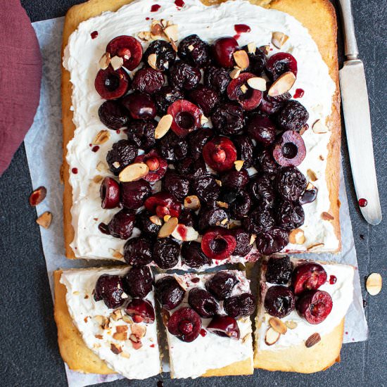 Roasted cherry almond cake - Recipe photo by cherryonmysundae