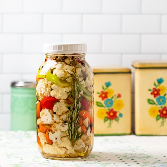 Italian Giardiniera Pickles - Recipe photo by sidewalkshoes