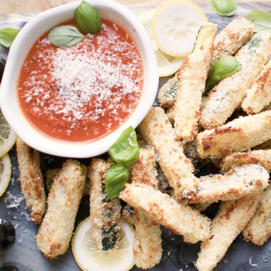 healthy baked zucchini fries - Recipe photo by ahintofrosemary