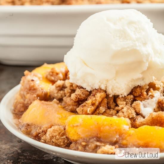peach crisp - Recipe photo by chewoutloud