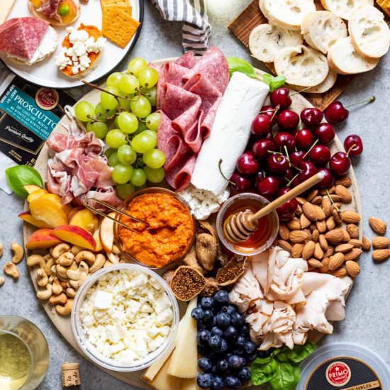 Easy Summer Charcuterie Board - Recipe photo by Strawberry Blondie Kitchen