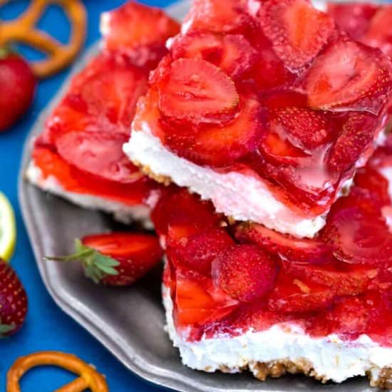 Strawberry Pretzel Salad - Recipe photo by peasandpeonies