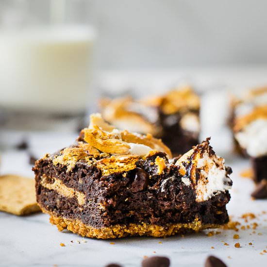 Healthy S'mores Brownies - Recipe photo by Shuangys Kitchensink