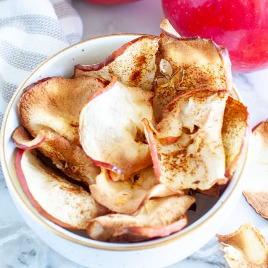 Air Fryer Apple Chips - Recipe photo by foodlovinfamily