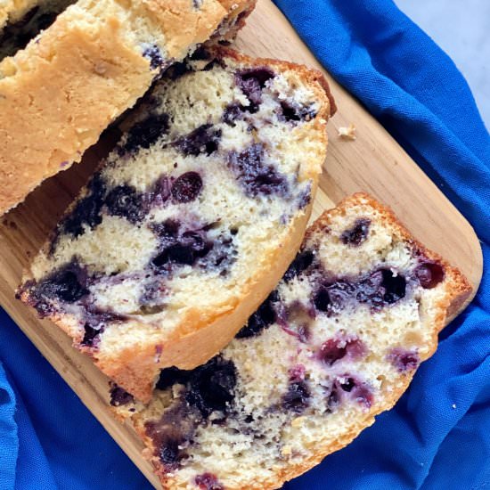 Blueberry Muffin Bread - Recipe photo by katiescucina