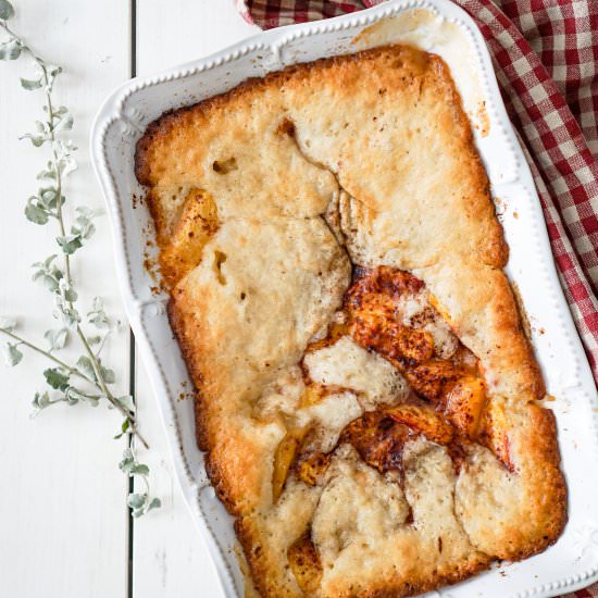 Peach Cobbler - Recipe photo by alieromano