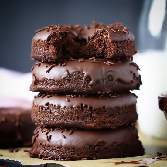 Grain Free Chocolate Cake Donuts - Recipe photo by Nataliewaybakes