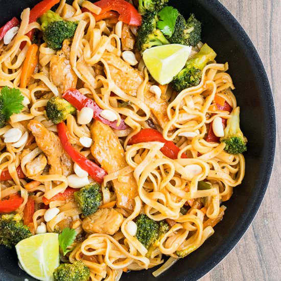 Chicken Pad Thai - Recipe photo by 1PotRecipes