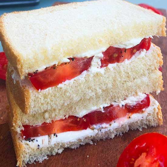 Easy Tomato Sandwich - Recipe photo by 1PotRecipes