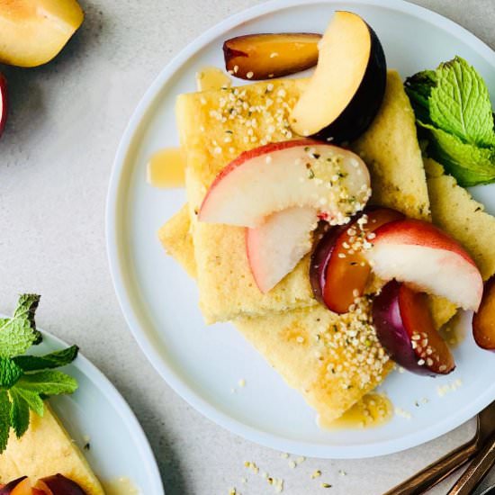 Vegan Gluten-Free Sheetpan pancakes - Recipe photo by THE VGN WAY