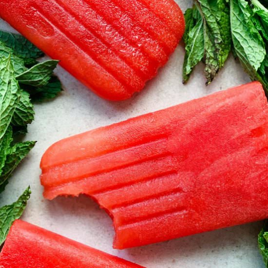 Easy Minty Lime Watermelon Popsicle - Recipe photo by THE VGN WAY