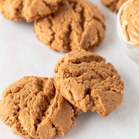 Flourless Peanut Butter Cookies - Recipe photo by butter and bliss