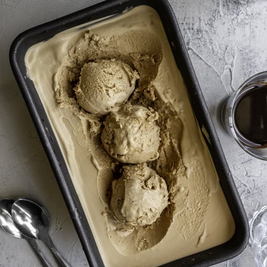 No-churn Coffee ice cream - Recipe photo by bakingistherapy