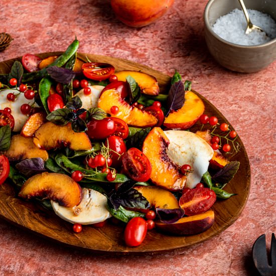Summer Harvest Caprese Salad - Recipe photo by leisurefanclub
