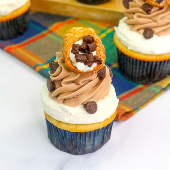 Cannoli Cupcakes - Recipe photo by BakingBeauty