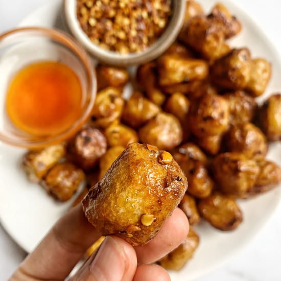 Hot Honey Crisp Cauliflower Gnocchi - Recipe photo by Donut Worry Be Healthy