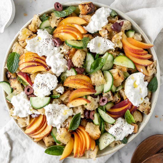 panzanella with peaches and burrata - Recipe photo by withspice
