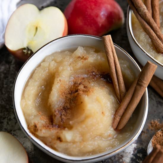 Homemade Applesauce Recipe - Recipe photo by theforkedspoon