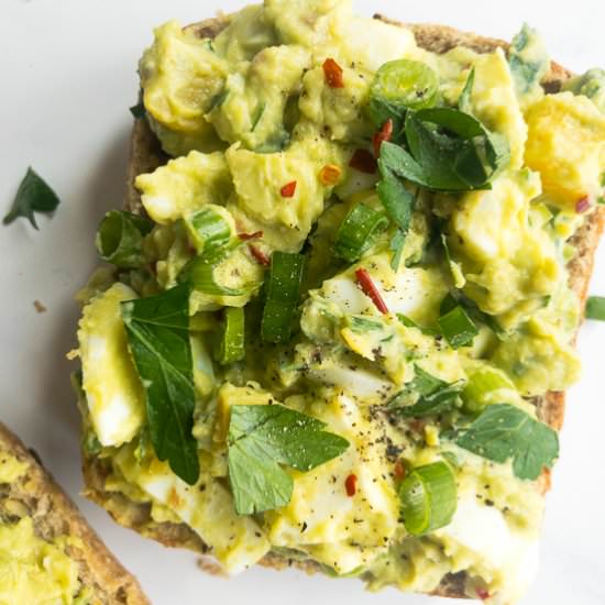 No Mayo Avocado Egg Salad - Recipe photo by bitesofberi