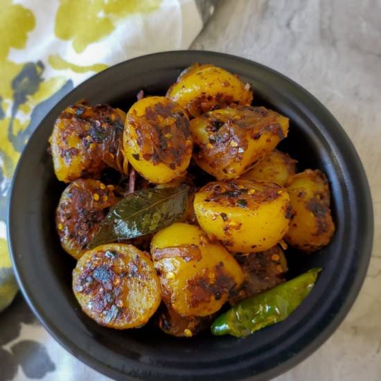 Sri Lankan potato fry, Ala thel dala - Recipe photo by pulasthi