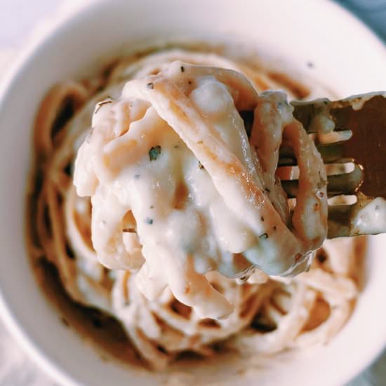 Homemade Alfredo Sauce - Recipe photo by thefigjar