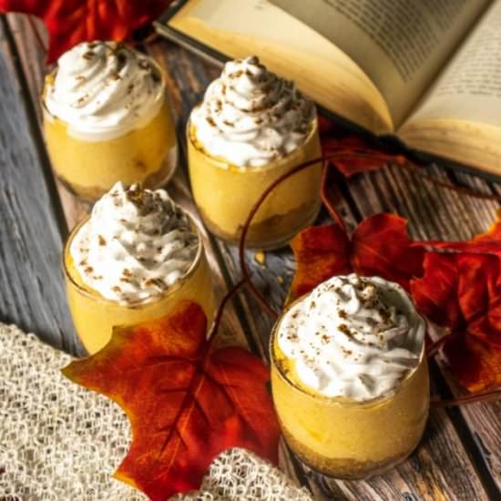 Easiest No-Bake Layered Pumpkin Pie - Recipe photo by Surup