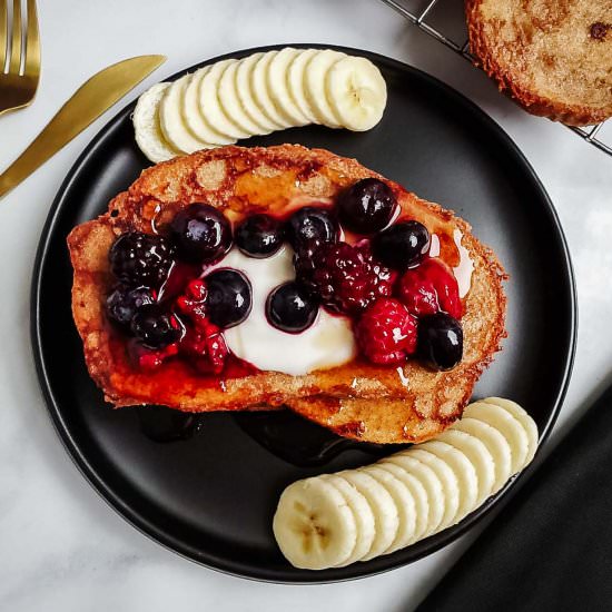 Easy Vegan French Toast - Recipe photo by brokebankvegan