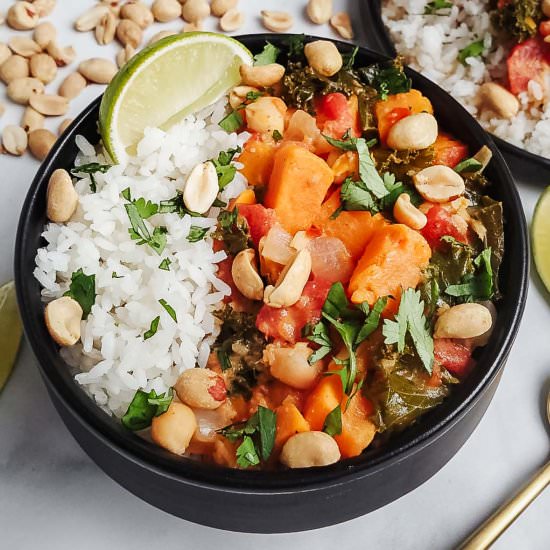 West African Inspired Peanut Stew - Recipe photo by brokebankvegan