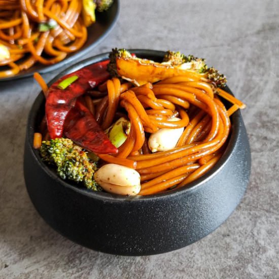 Vegan Kung Pao Noodles - Recipe photo by greenbowl2soul