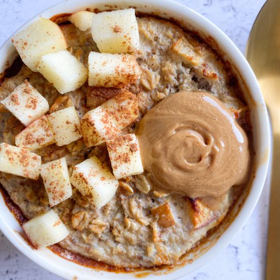 Apple Cinnamon Baked Oatmeal - Recipe photo by frozen_bananas_